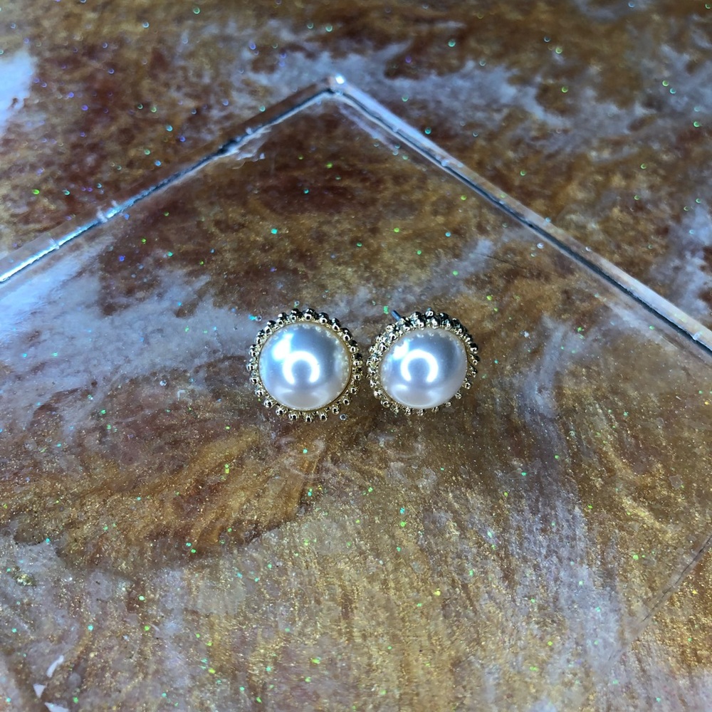 Beautiful faux pearl studs